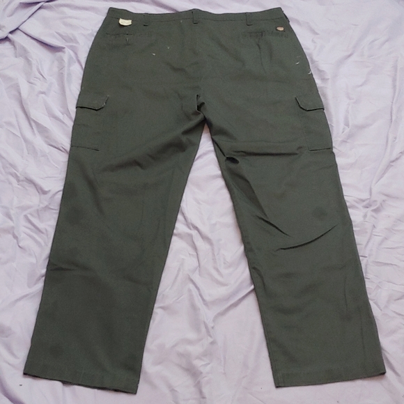 RED KAP CARGO WORK PANTS * GRAY * SIZE 42X34 * 6 POCKETS * CARGO - Picture 6 of 6